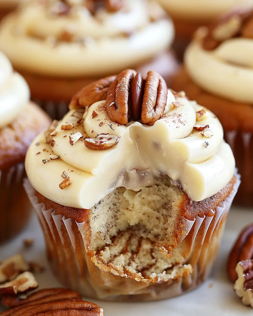 Banana Cinnamon Pecan Cupcakes: Easy Cream Cheese Delight